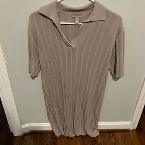 Never worn tan knit dress. Size XS runs big.